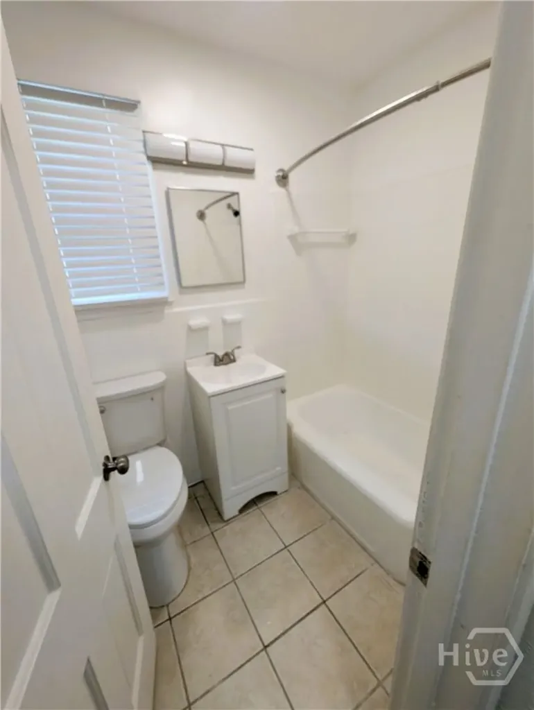 1317 E 54th Street Savannah GA 31404