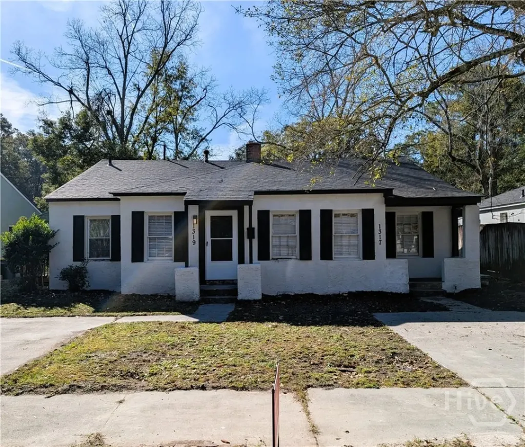 1317 E 54th Street Savannah GA 31404