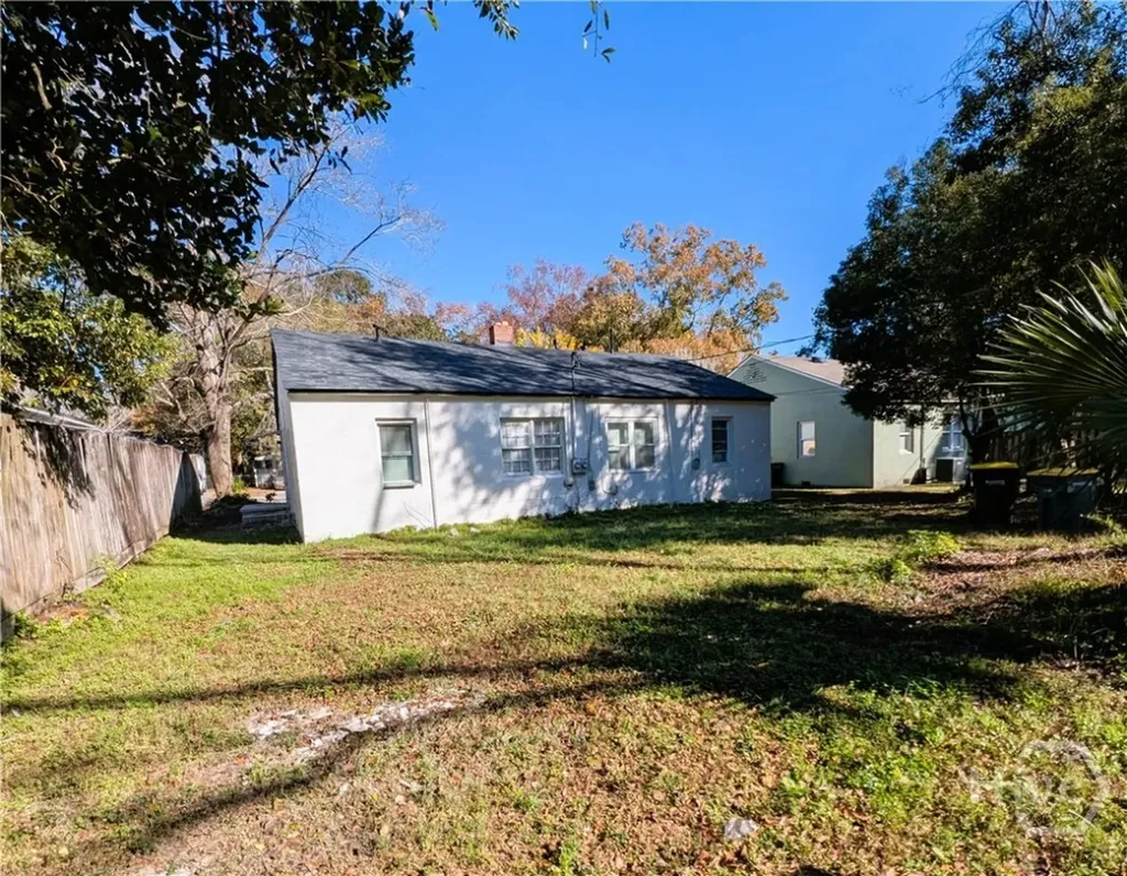1317 E 54th Street Savannah GA 31404