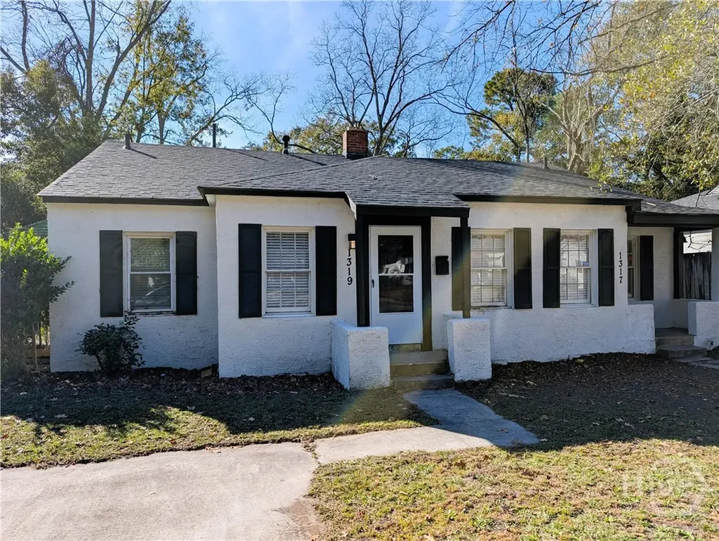 1317 E 54th Street Savannah GA 31404