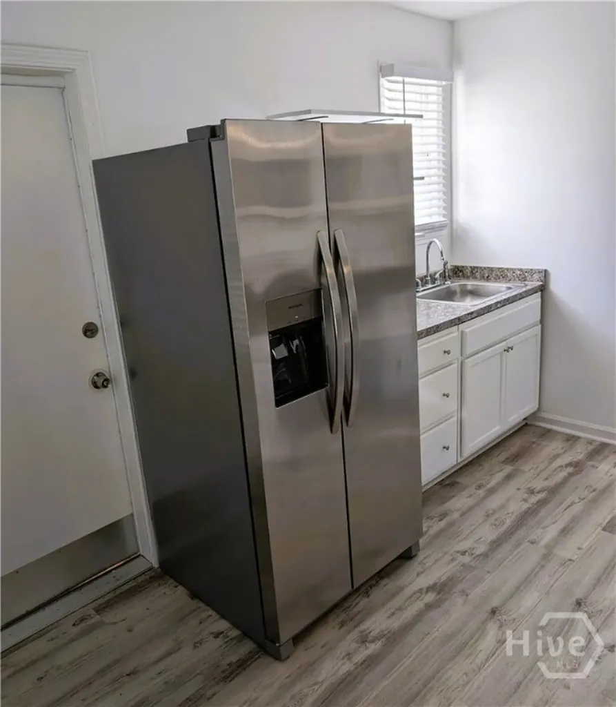 1317 E 54th Street Savannah GA 31404