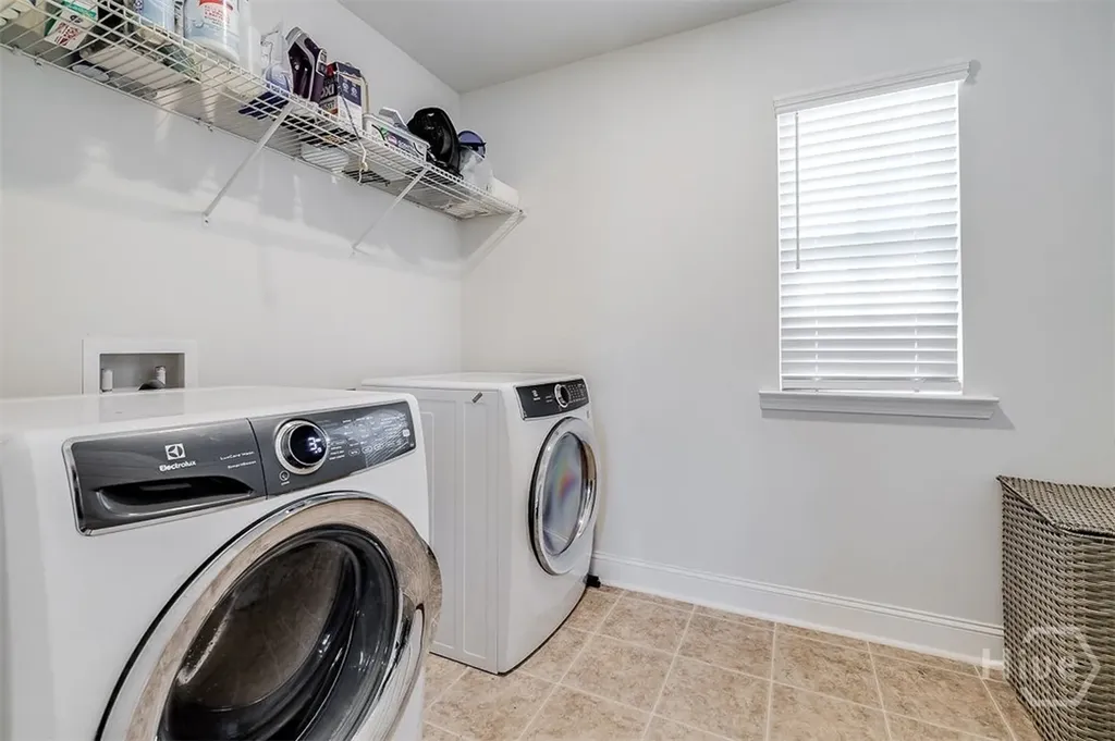118 William Way Springfield GA 31329