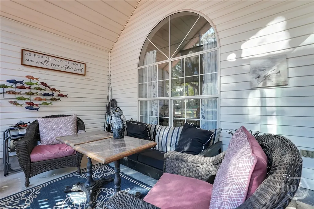 101 Laurens Lane Savannah GA 31419