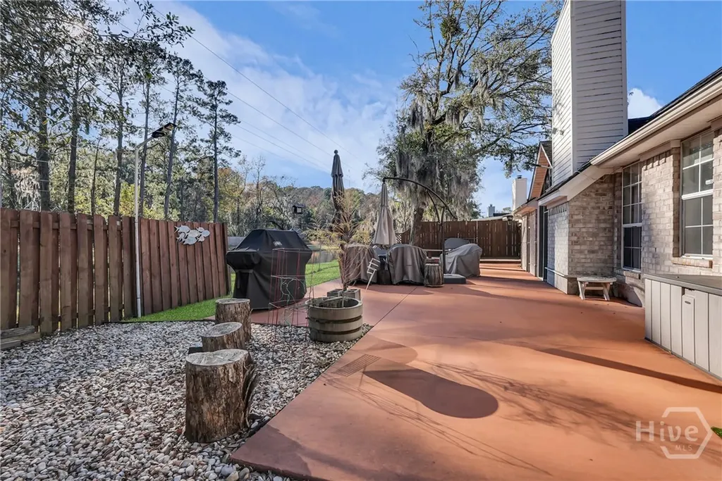 101 Laurens Lane Savannah GA 31419
