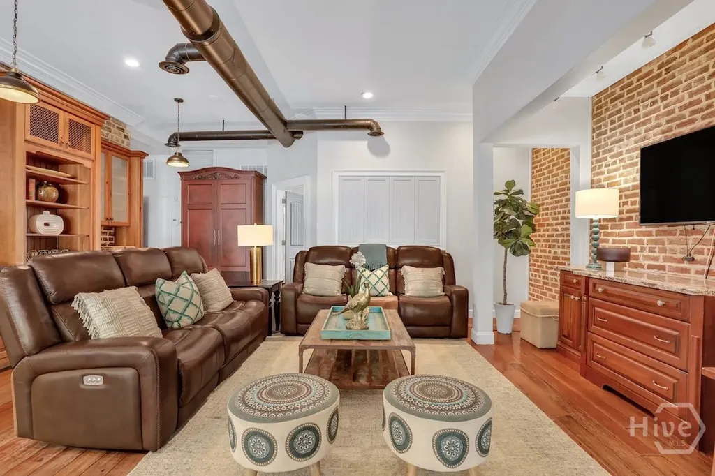 1014 Abercorn Street Savannah GA 31401