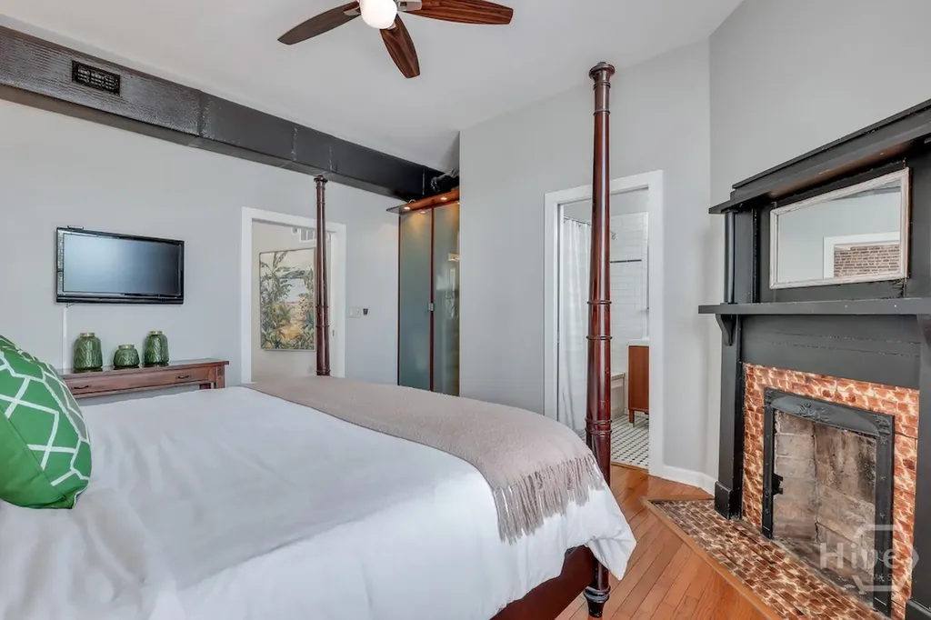 1014 Abercorn Street Savannah GA 31401