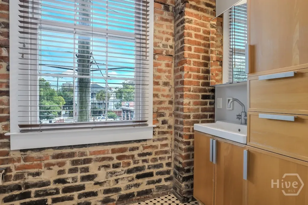 1014 Abercorn Street Savannah GA 31401