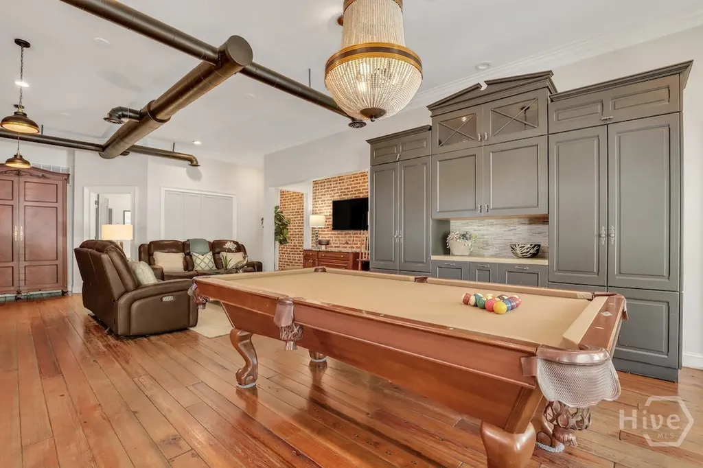 1014 Abercorn Street Savannah GA 31401
