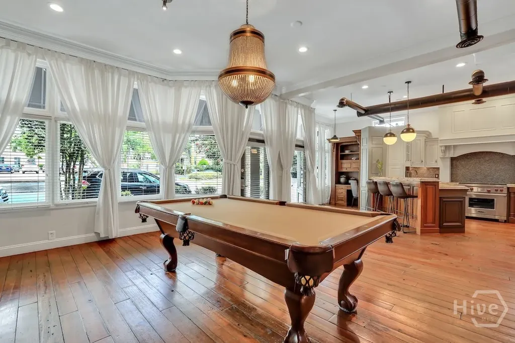 1014 Abercorn Street Savannah GA 31401