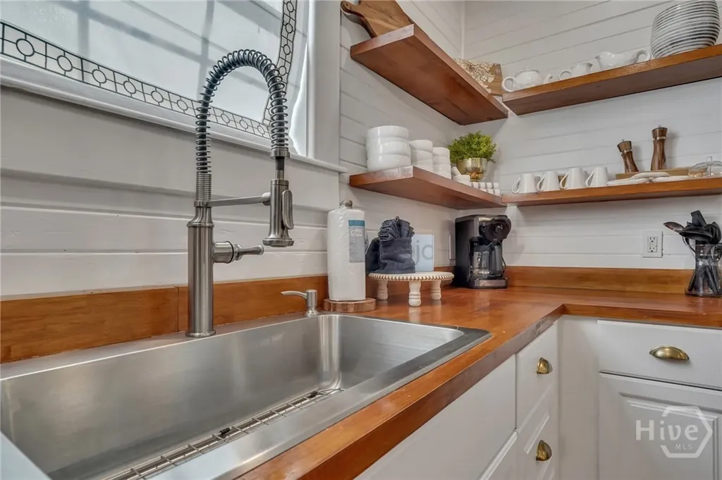 16 6th Avenue Tybee Island GA 31328