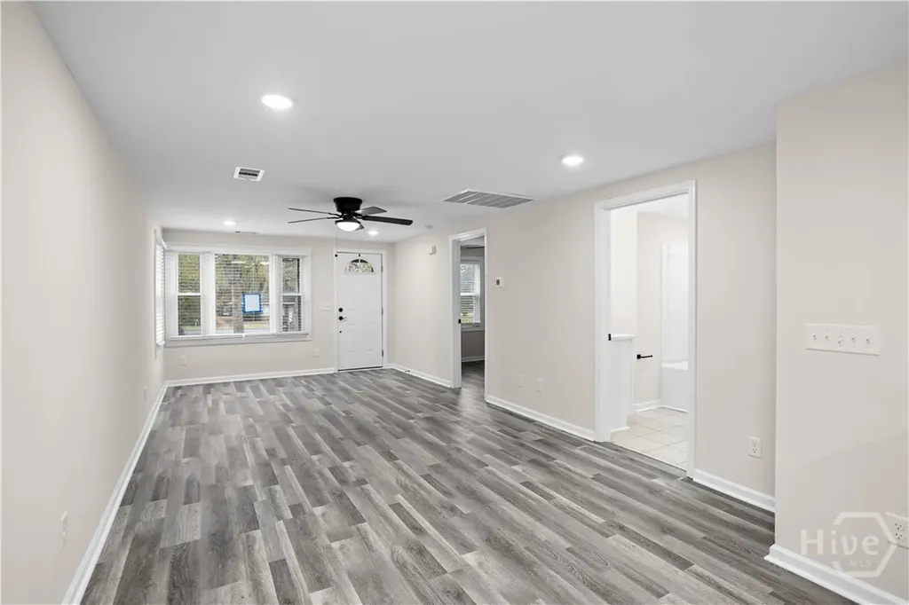 104 Smith Avenue Savannah GA 31408