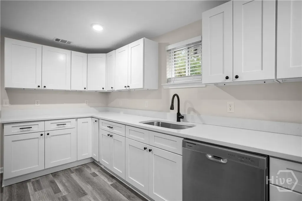 104 Smith Avenue Savannah GA 31408