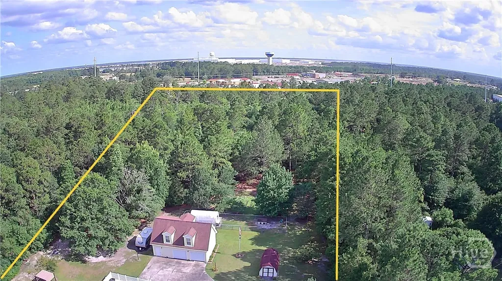 407 Deer Run Road Ellabell GA 31308