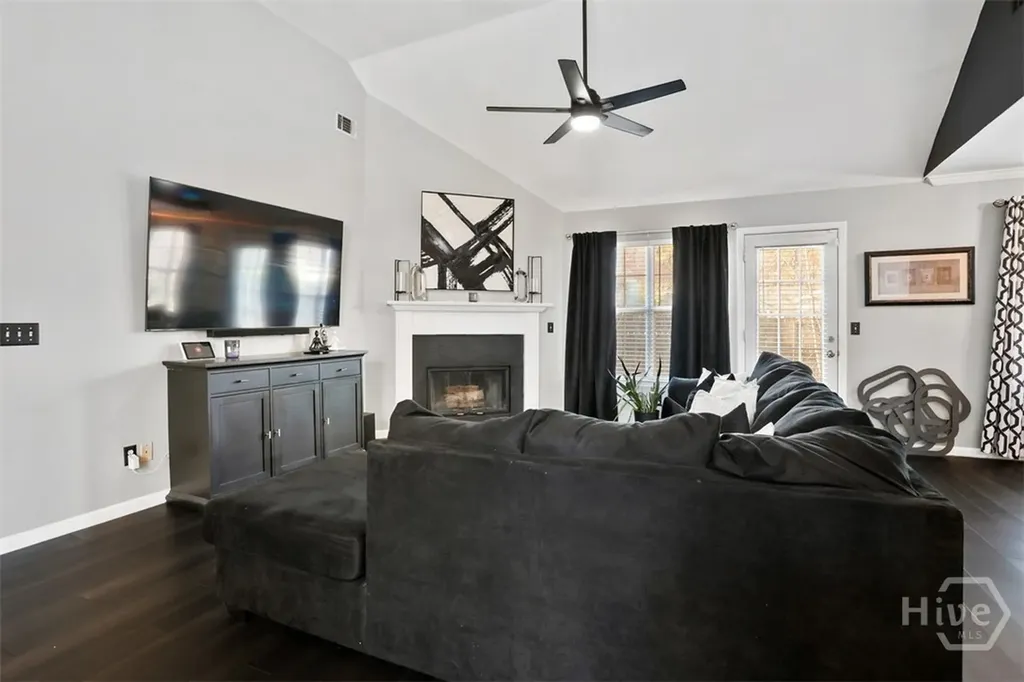 9 Avocet Way Savannah GA 31419