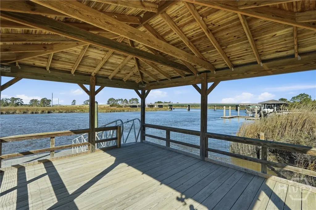 9 Brewster Street Savannah GA 31419