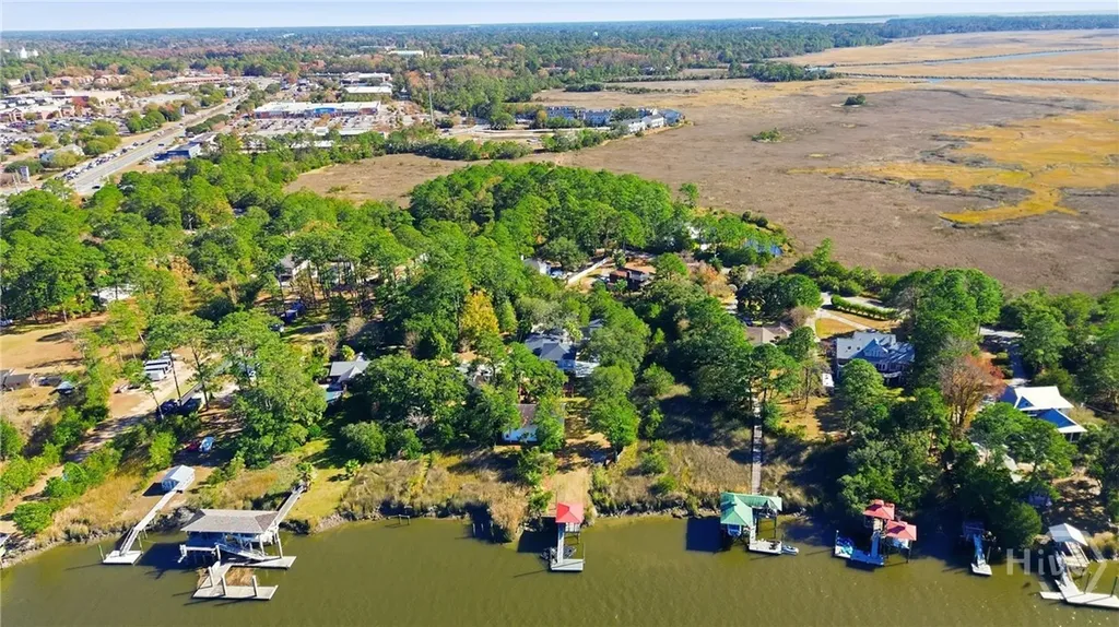 9 Brewster Street Savannah GA 31419