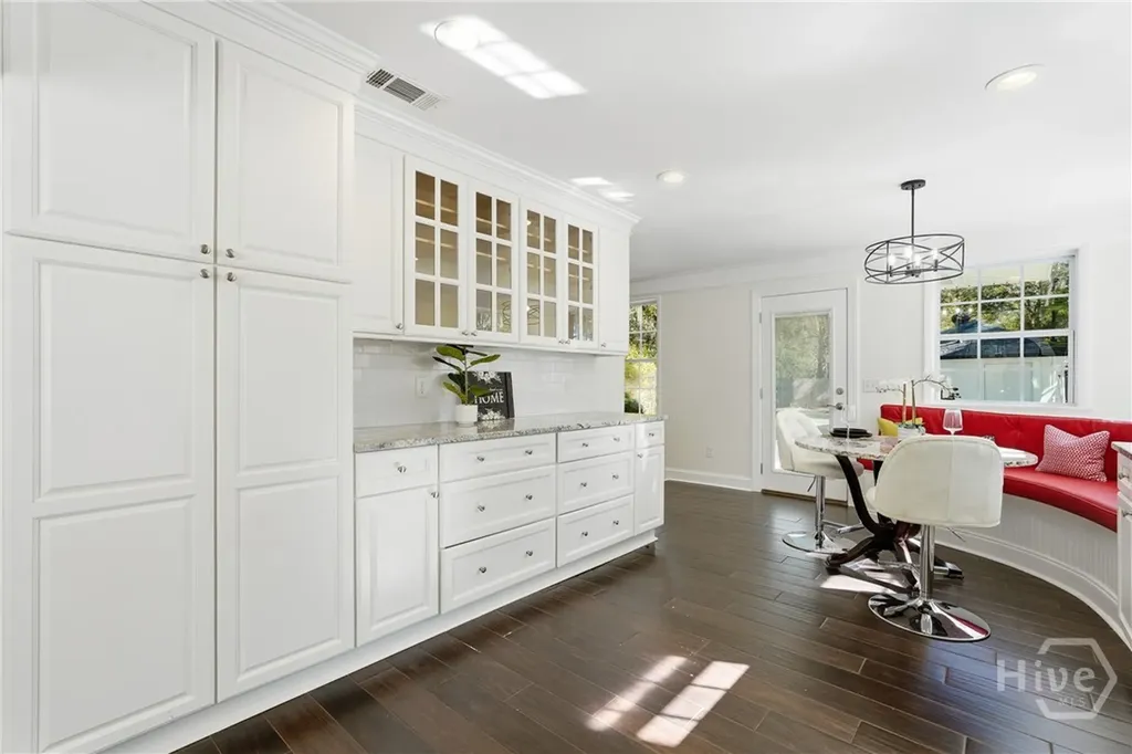 9 Brewster Street Savannah GA 31419
