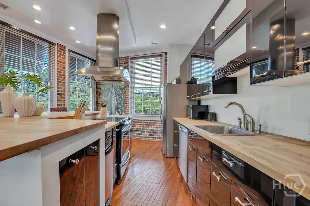 1014 Abercorn Street Savannah GA 31401
