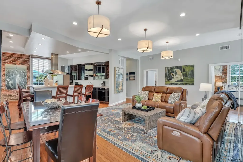 1014 Abercorn Street Savannah GA 31401