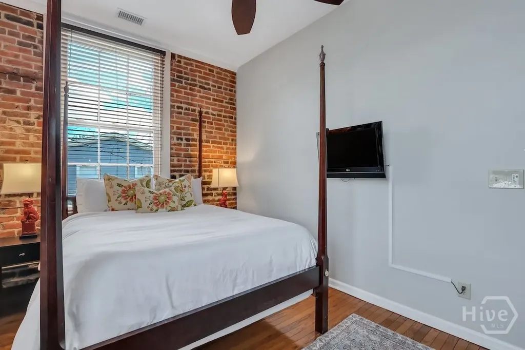 1014 Abercorn Street Savannah GA 31401
