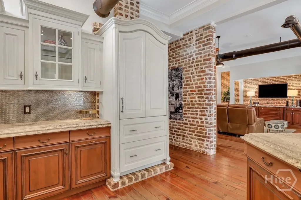 1014 Abercorn Street Savannah GA 31401