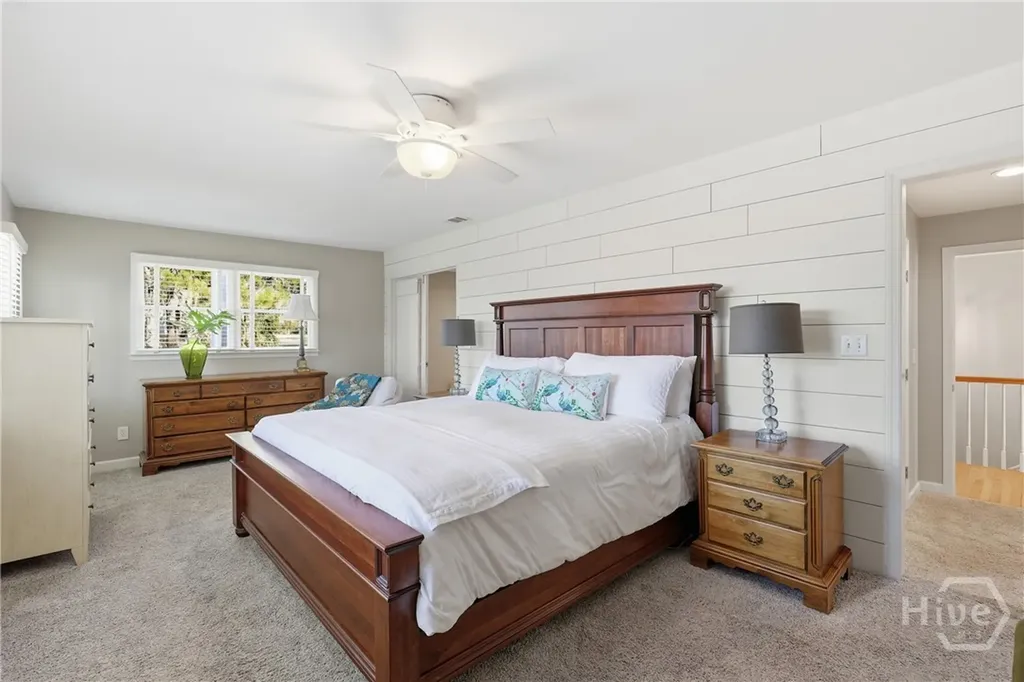 8815 Whitefield Savannah GA 31406