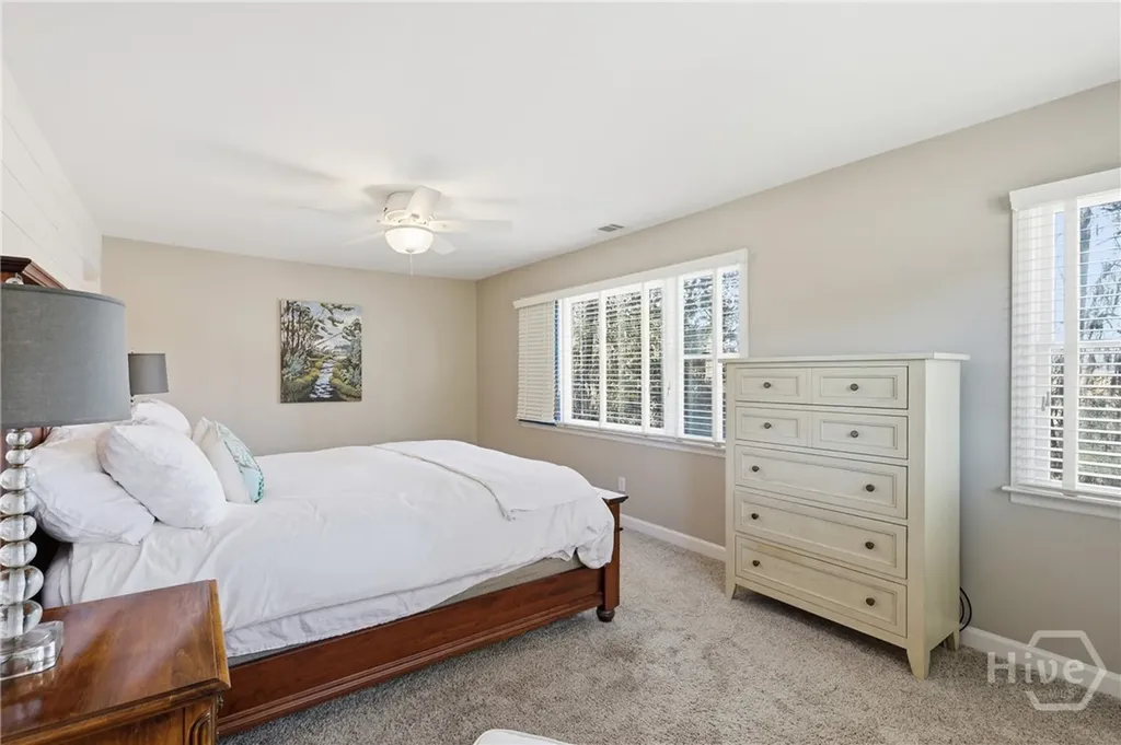 8815 Whitefield Savannah GA 31406