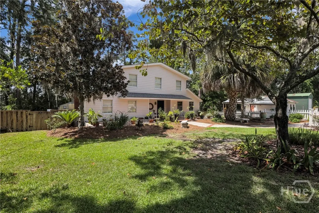 8815 Whitefield Savannah GA 31406