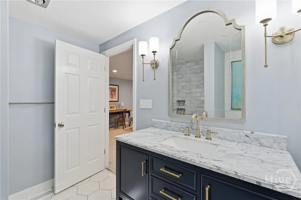 8815 Whitefield Savannah GA 31406