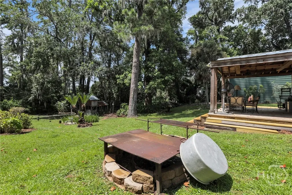 8815 Whitefield Savannah GA 31406