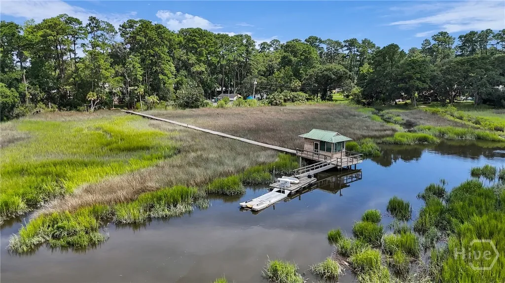 8815 Whitefield Savannah GA 31406