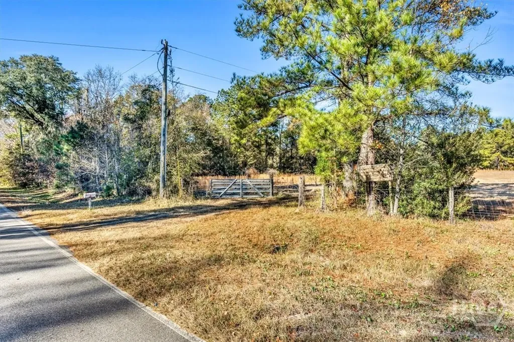 580 Old Gress Island Road Midway GA 31320