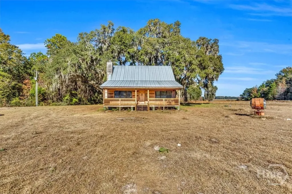 580 Old Gress Island Road Midway GA 31320