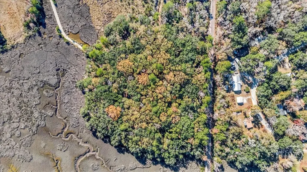 580 Old Gress Island Road Midway GA 31320