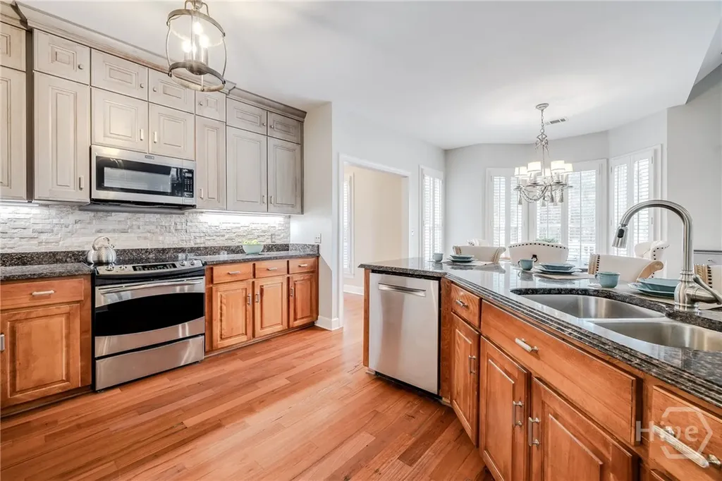 13 Baymeadow Lane Savannah GA 31405