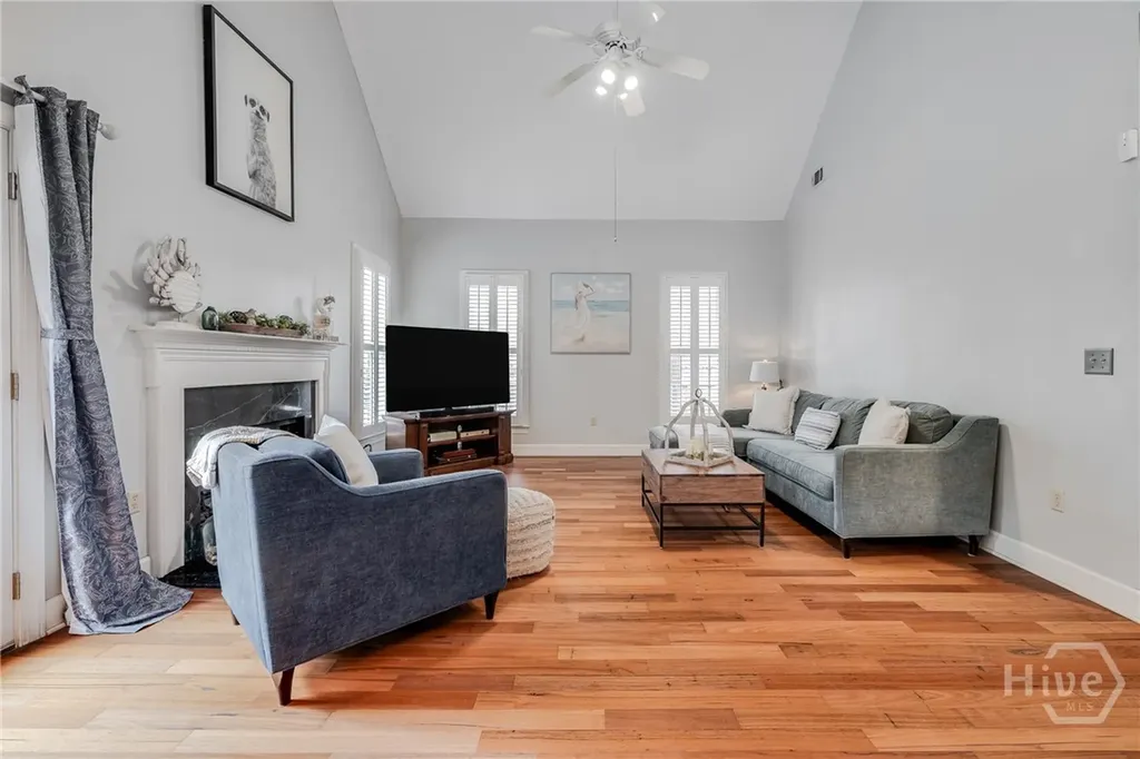 13 Baymeadow Lane Savannah GA 31405
