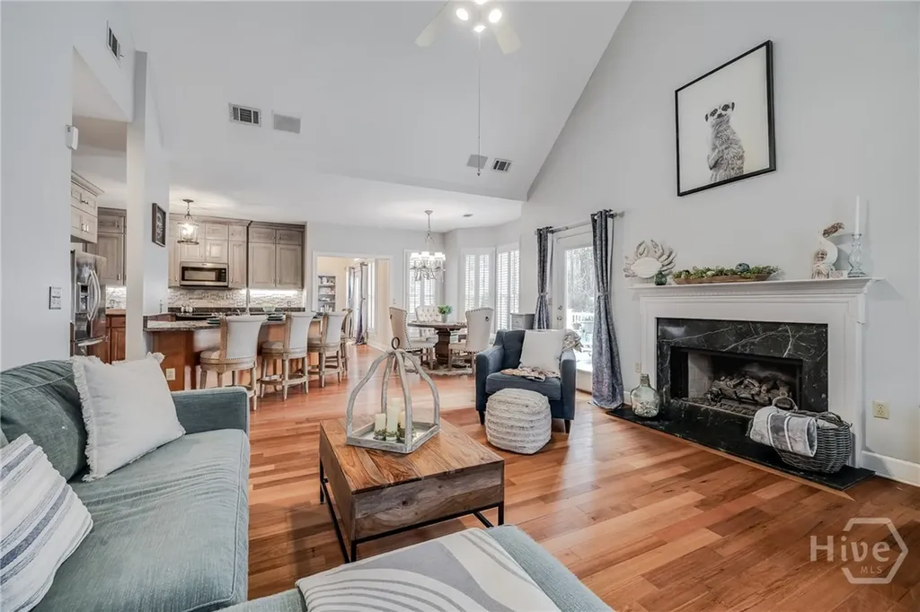 13 Baymeadow Lane Savannah GA 31405