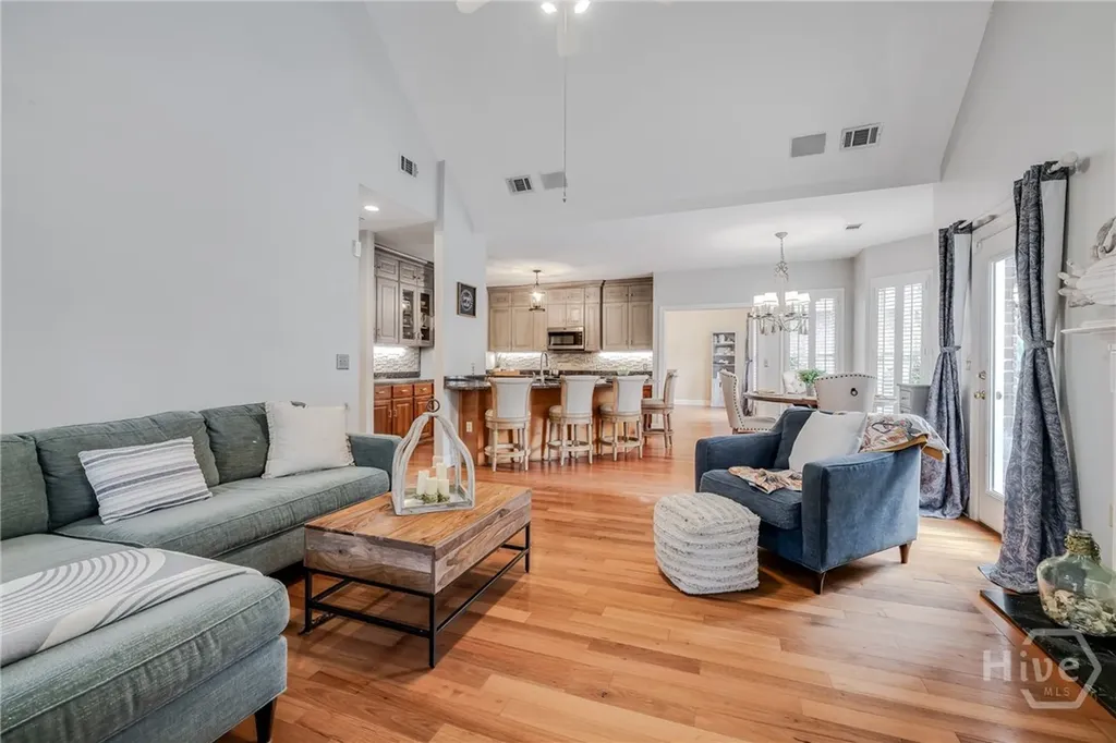 13 Baymeadow Lane Savannah GA 31405
