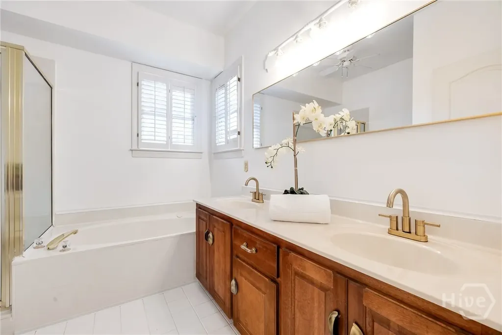 13 Baymeadow Lane Savannah GA 31405