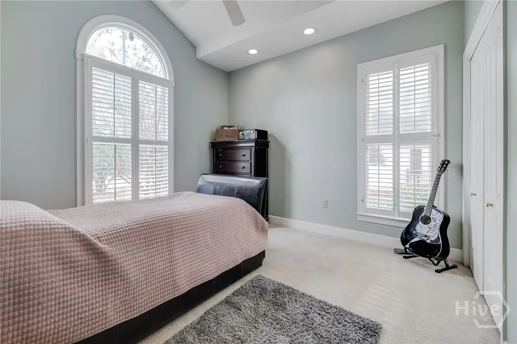 13 Baymeadow Lane Savannah GA 31405