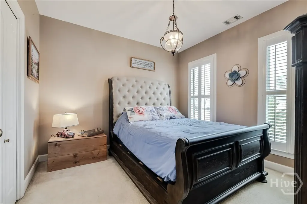 13 Baymeadow Lane Savannah GA 31405