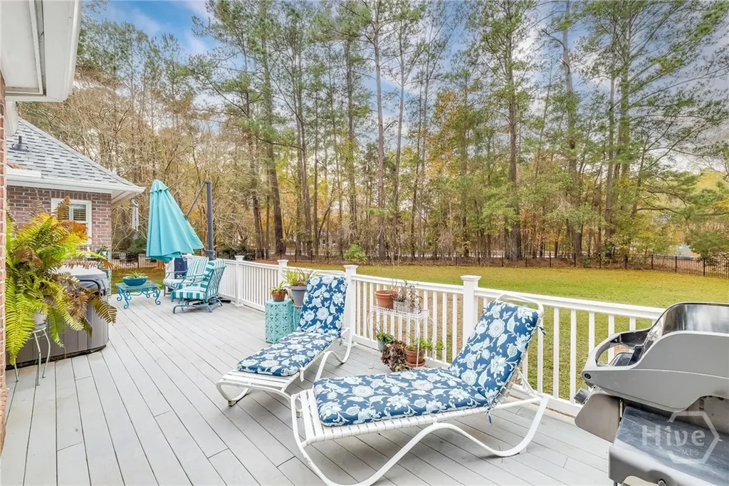 13 Baymeadow Lane Savannah GA 31405