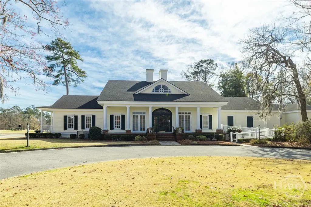 13 Baymeadow Lane Savannah GA 31405