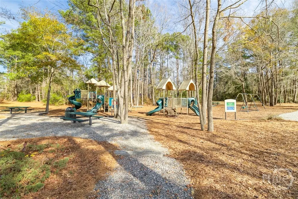 13 Baymeadow Lane Savannah GA 31405
