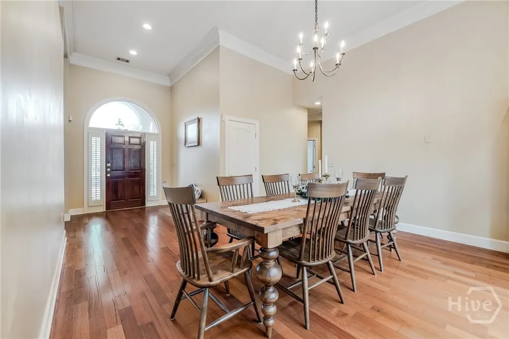 13 Baymeadow Lane Savannah GA 31405