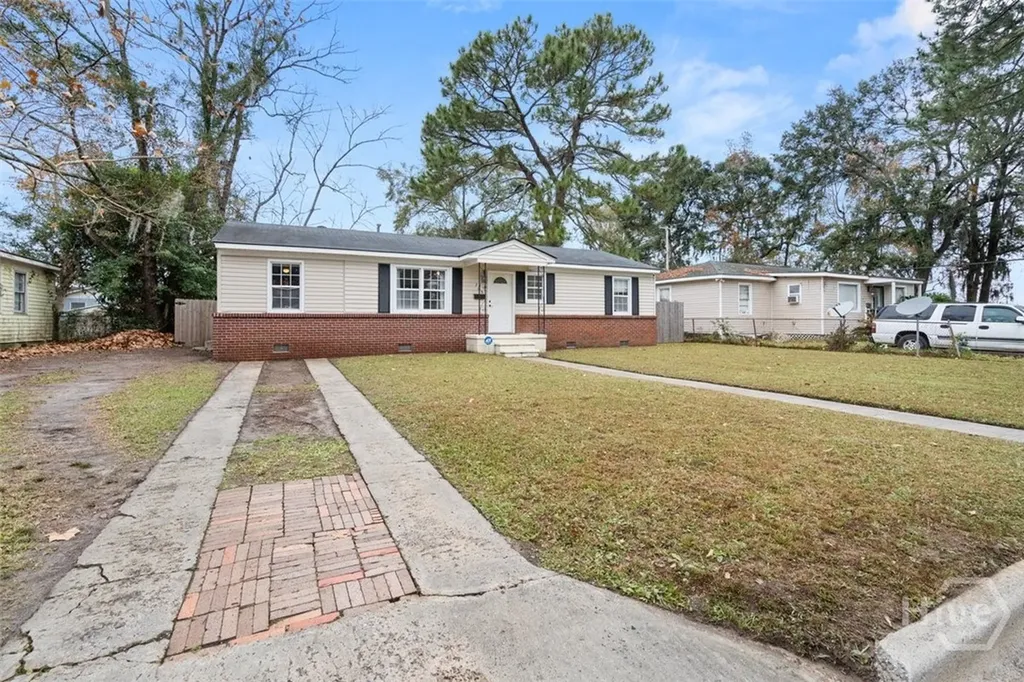 325 Manor Drive Savannah GA 31404