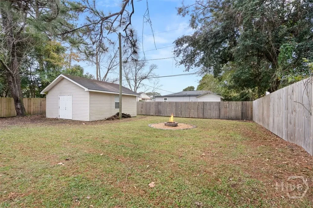 325 Manor Drive Savannah GA 31404