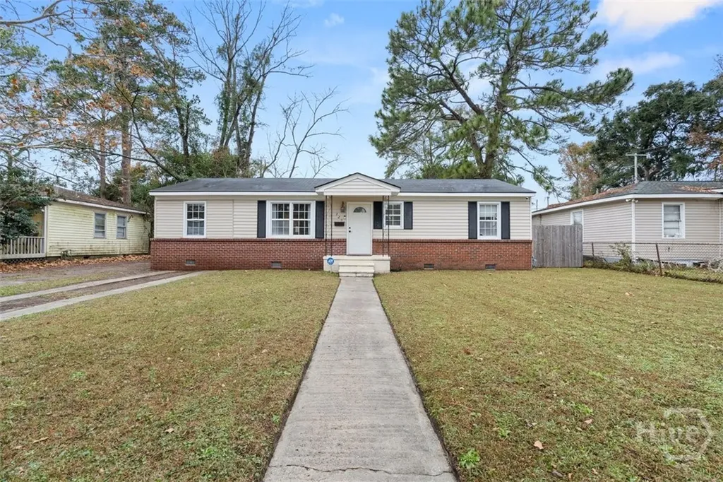 325 Manor Drive Savannah GA 31404