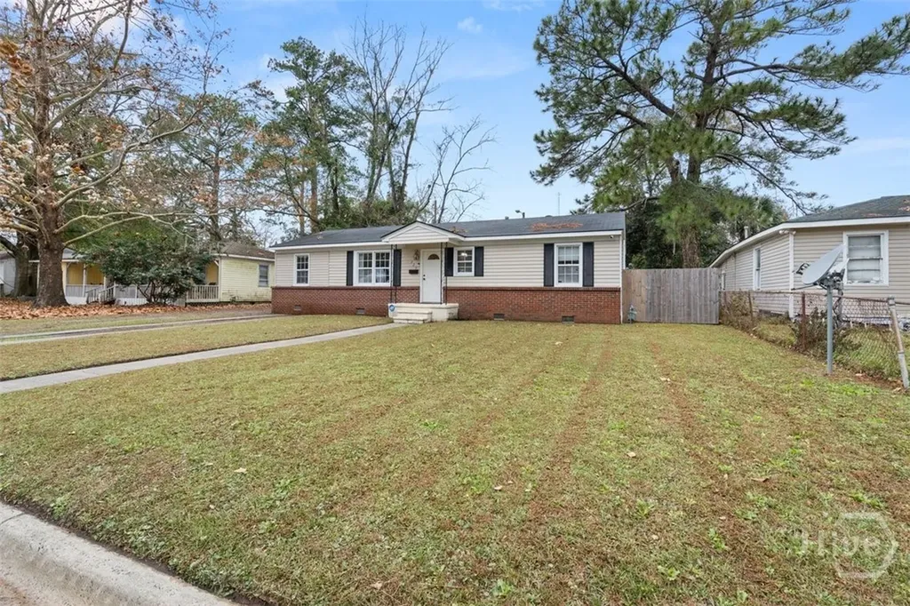 325 Manor Drive Savannah GA 31404