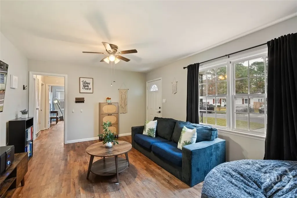 325 Manor Drive Savannah GA 31404
